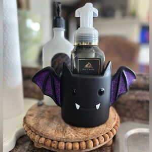 Bath & Bodyworks Bat Soap holder